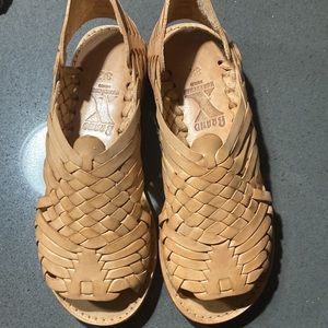 Brand X size: 8.5, Women's Pachuco / Huaraches, Color Tan, New in Box